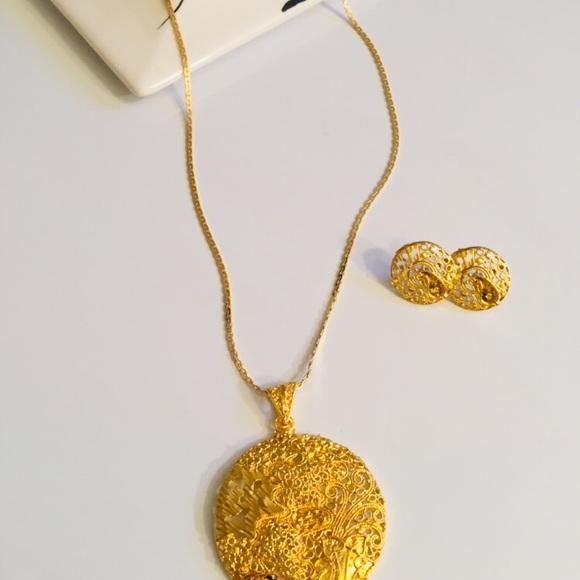 SOLD Dubai 🇦🇪 artificial gold large necklace - Picture 5 of 5